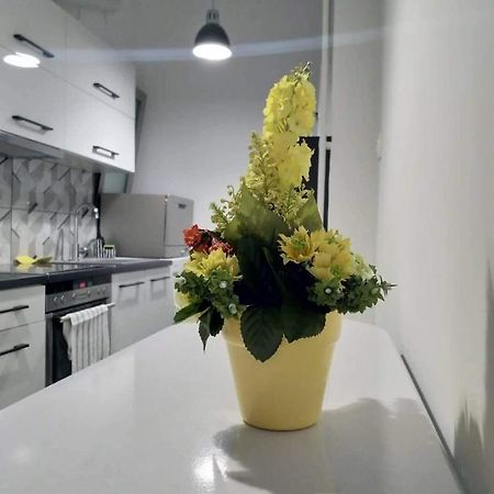 A Convenient Apartment In The Heart Of Atene Esterno foto