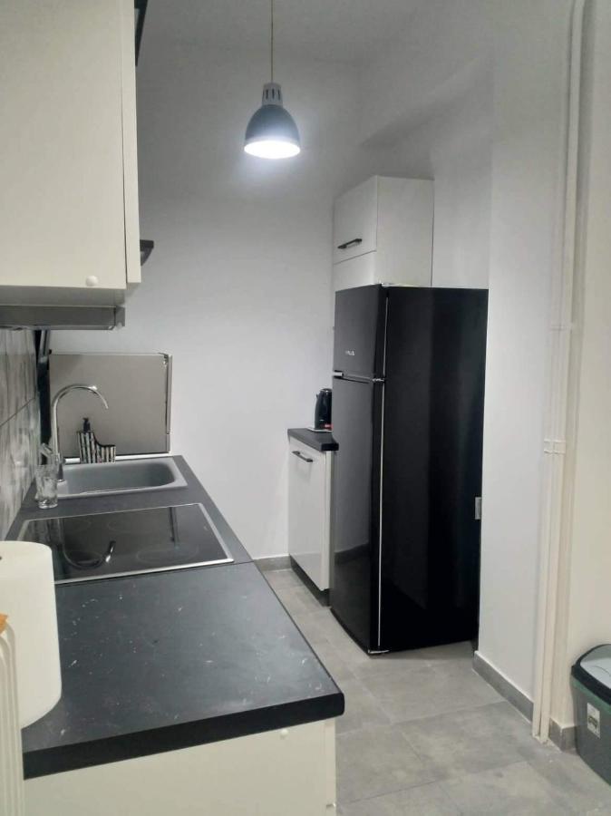 A Convenient Apartment In The Heart Of Atene Esterno foto
