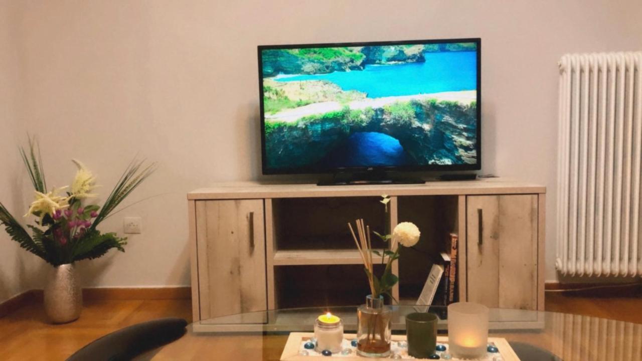 A Convenient Apartment In The Heart Of Atene Esterno foto